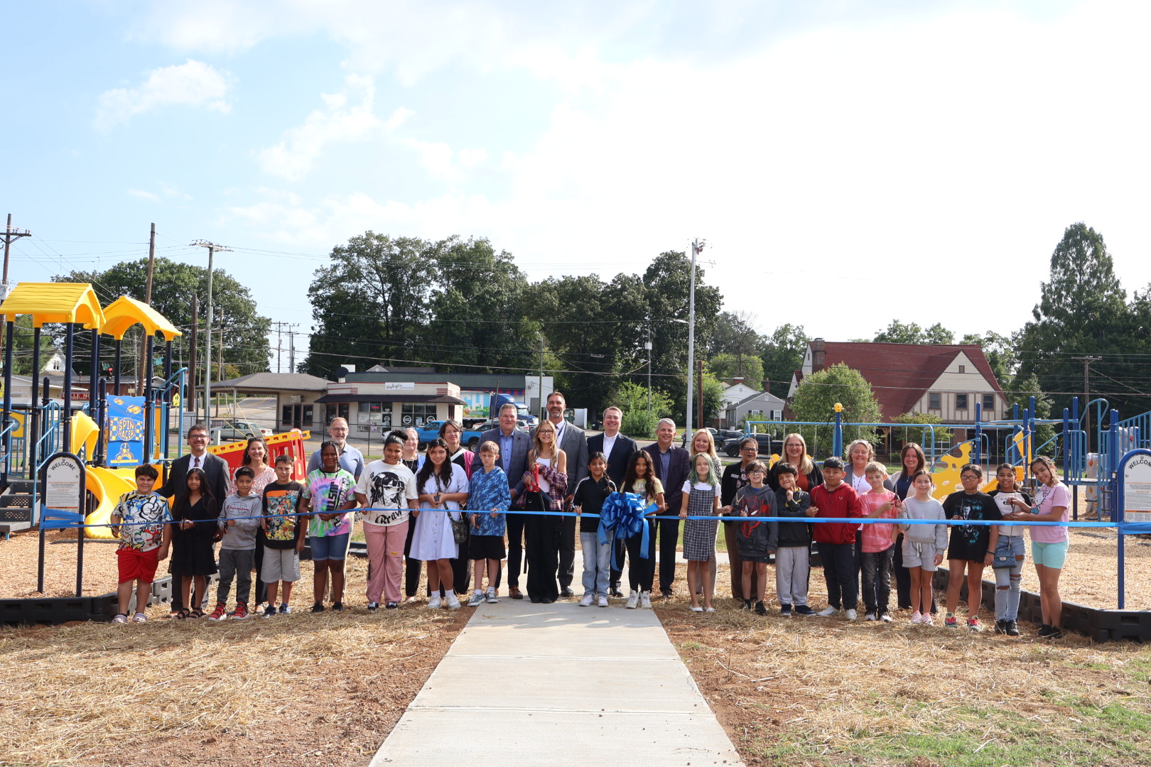 Featured image for “Knox Education Foundation celebrates the completion of Phase 1 of the Playspace Fund with a ribbon cutting at Belle Morris Elementary School.”